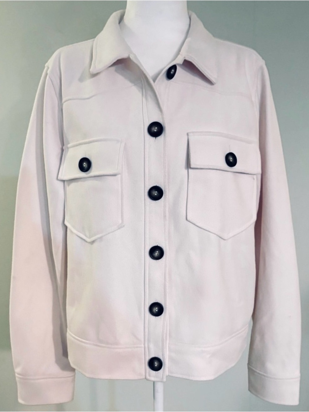 MELLODAY Cream Utility Jacket with Black Buttons, Front Chest Pockets, Size L